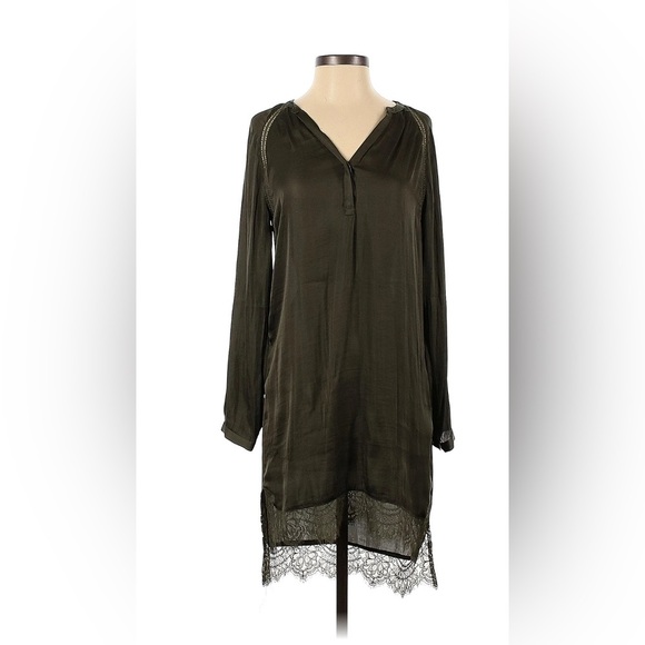H&M Dresses & Skirts - H&M Olive Green Long Sleeve Dress